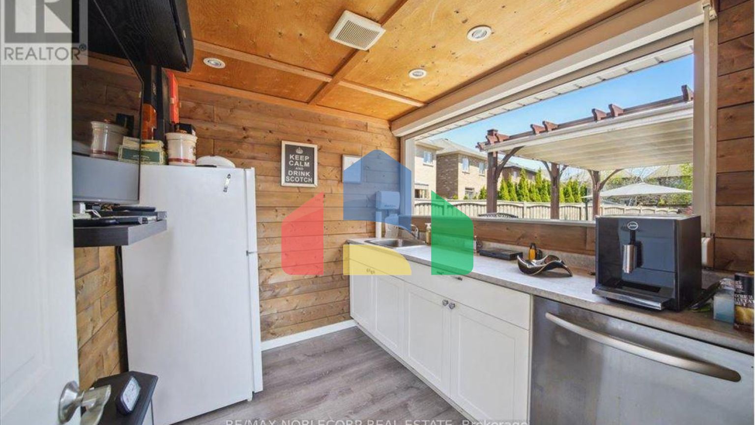 Residential - Single Family Home - Vaughan, Canada - Canada