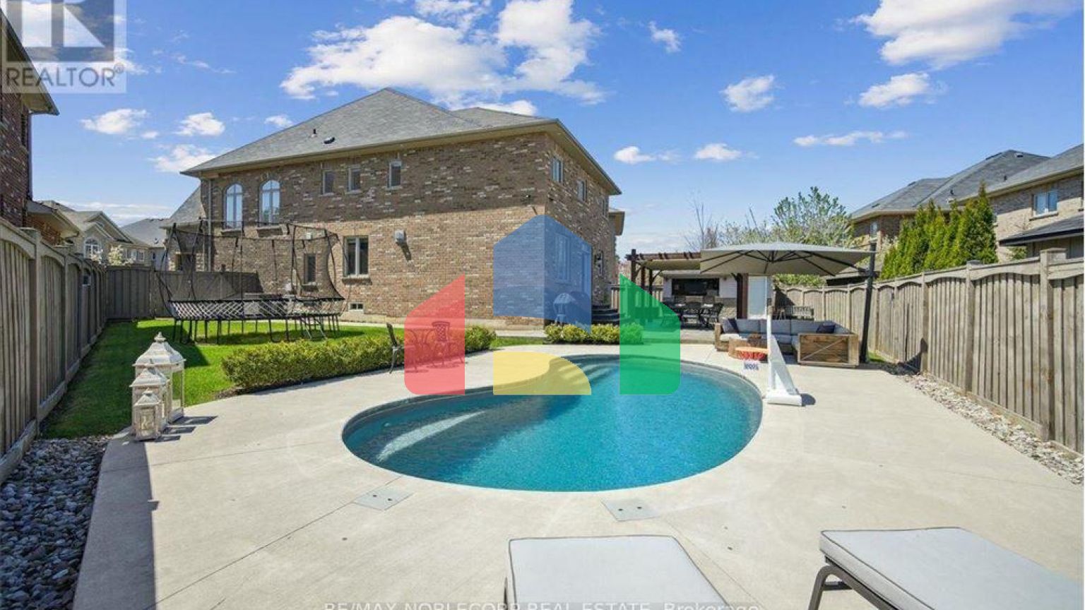 Residential - Single Family Home - Vaughan, Canada - Canada