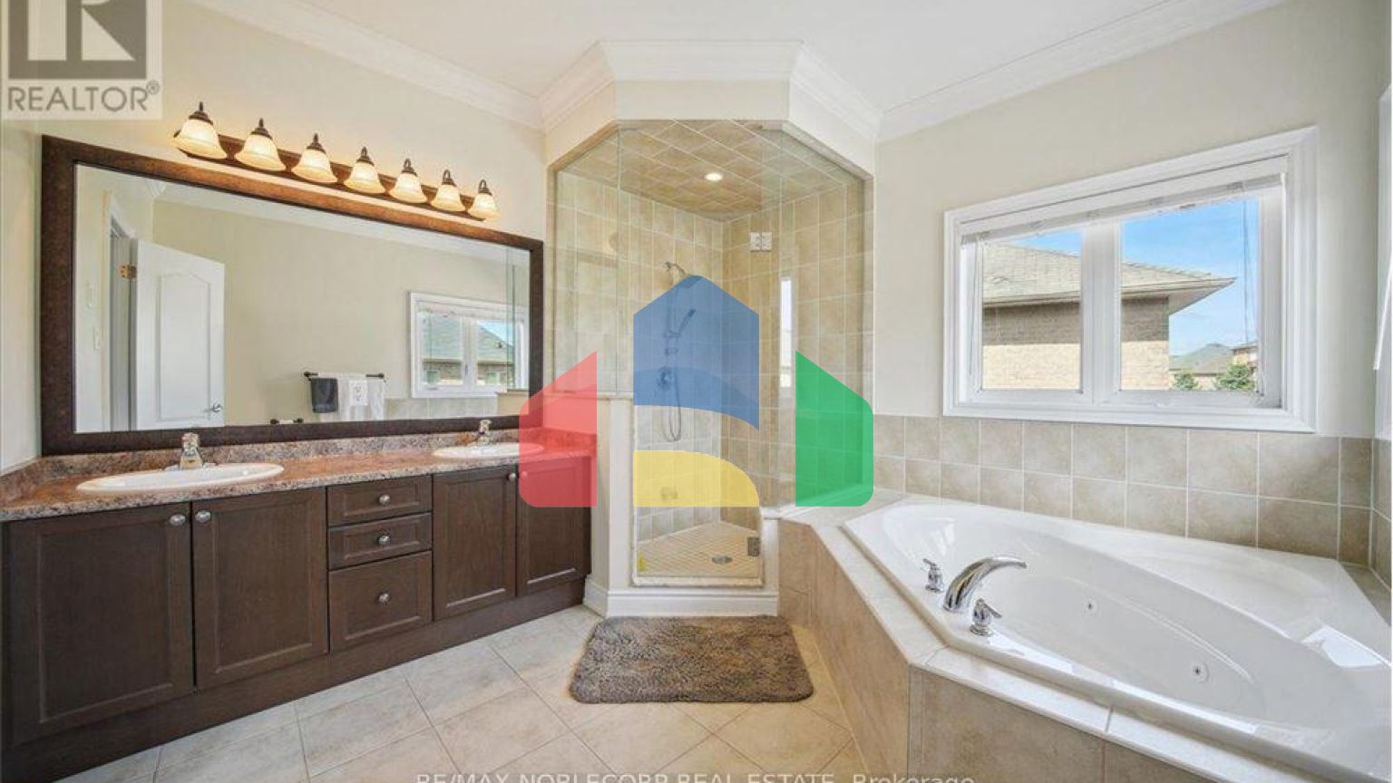 Residential - Single Family Home - Vaughan, Canada - Canada