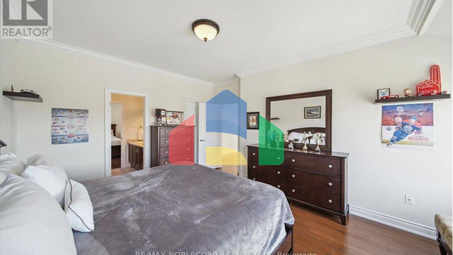 Residential - Single Family Home - Vaughan, Canada - Canada