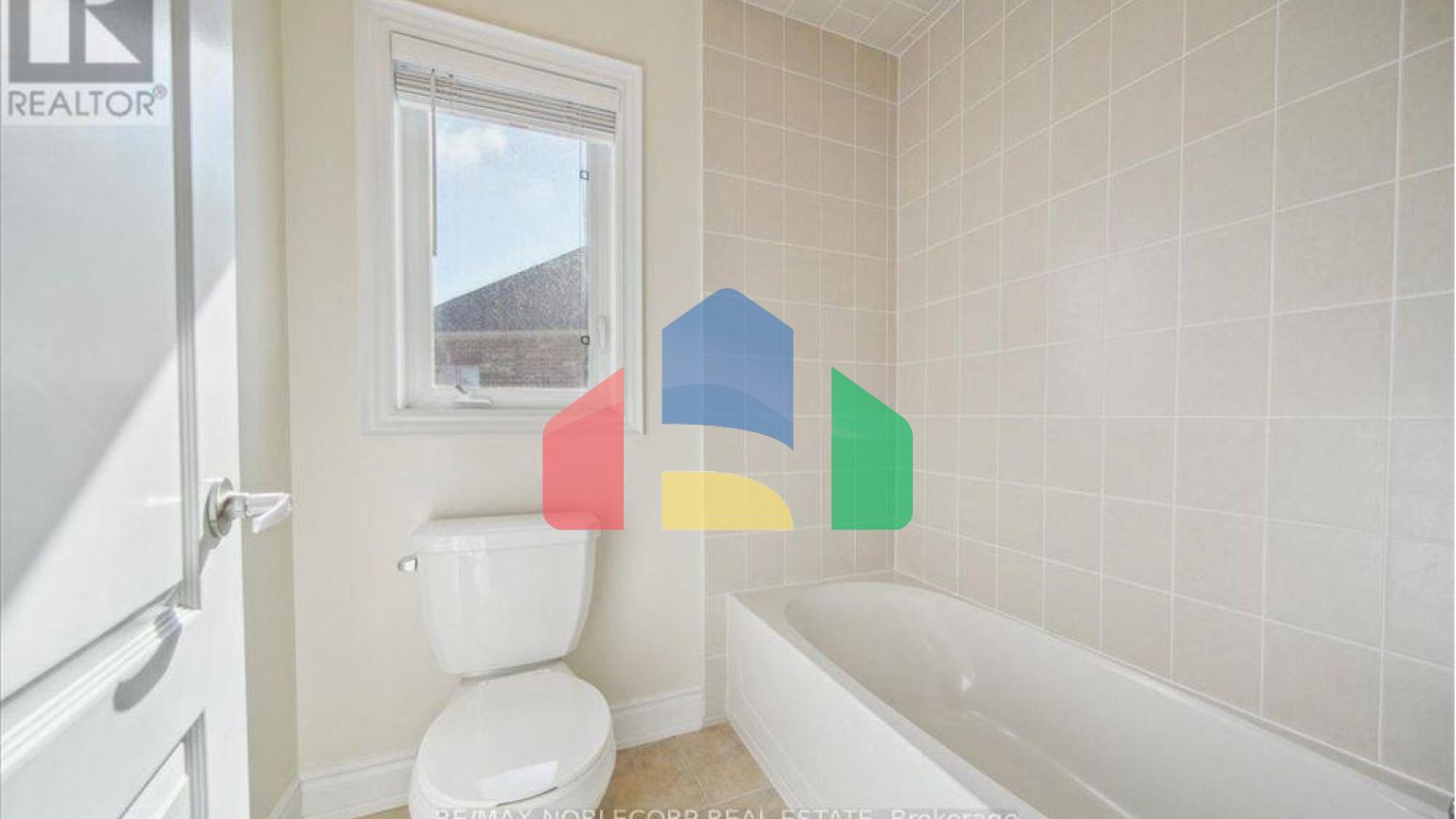 Residential - Single Family Home - Vaughan, Canada - Canada