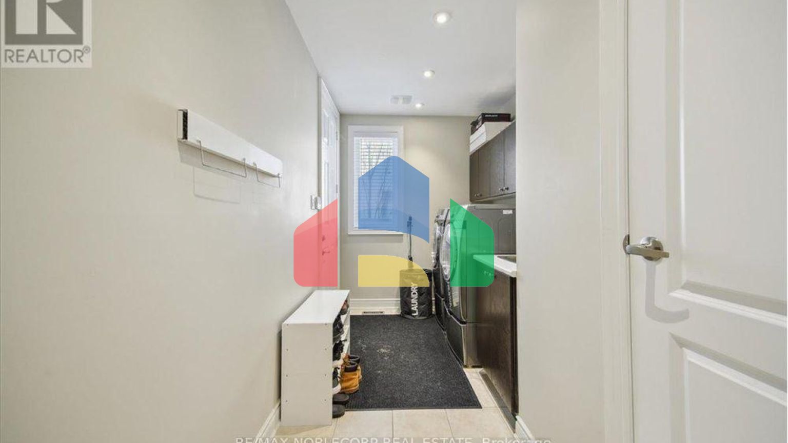 Residential - Single Family Home - Vaughan, Canada - Canada