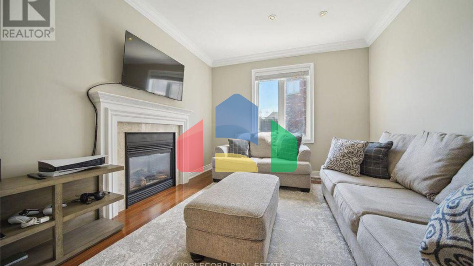 Residential - Single Family Home - Vaughan, Canada - Canada