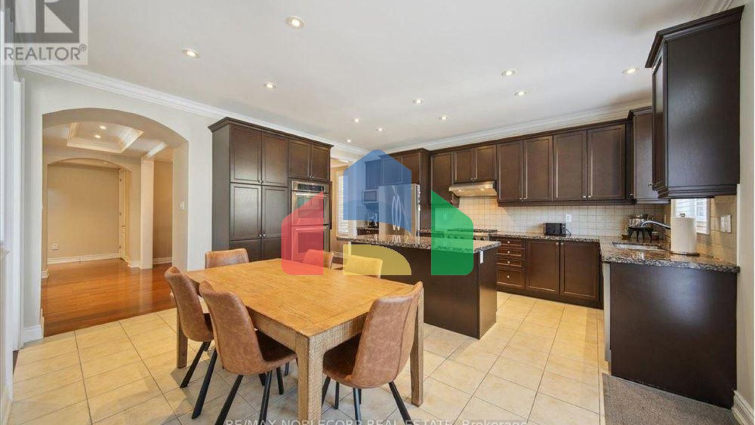 Residential - Single Family Home - Vaughan, Canada - Canada