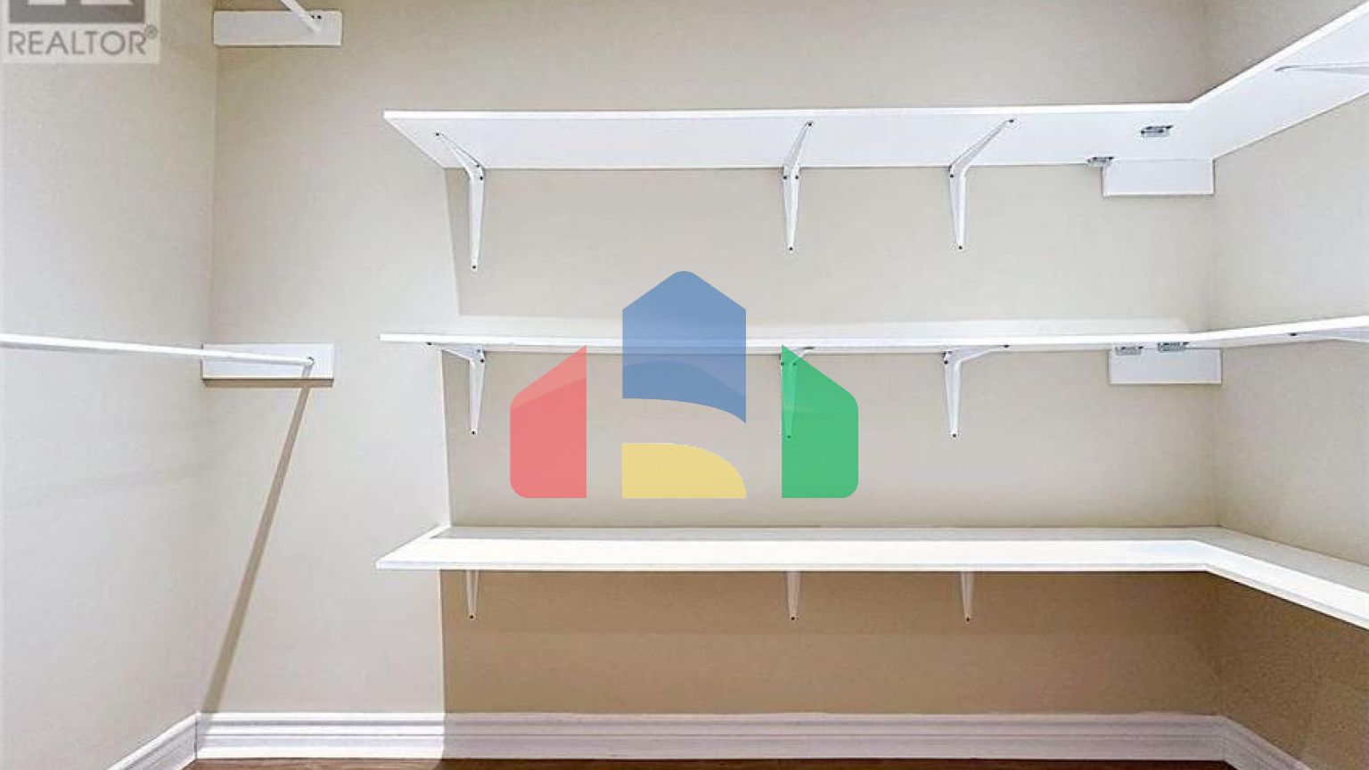 Residential - Single Family Home - Vaughan, Canada - Canada