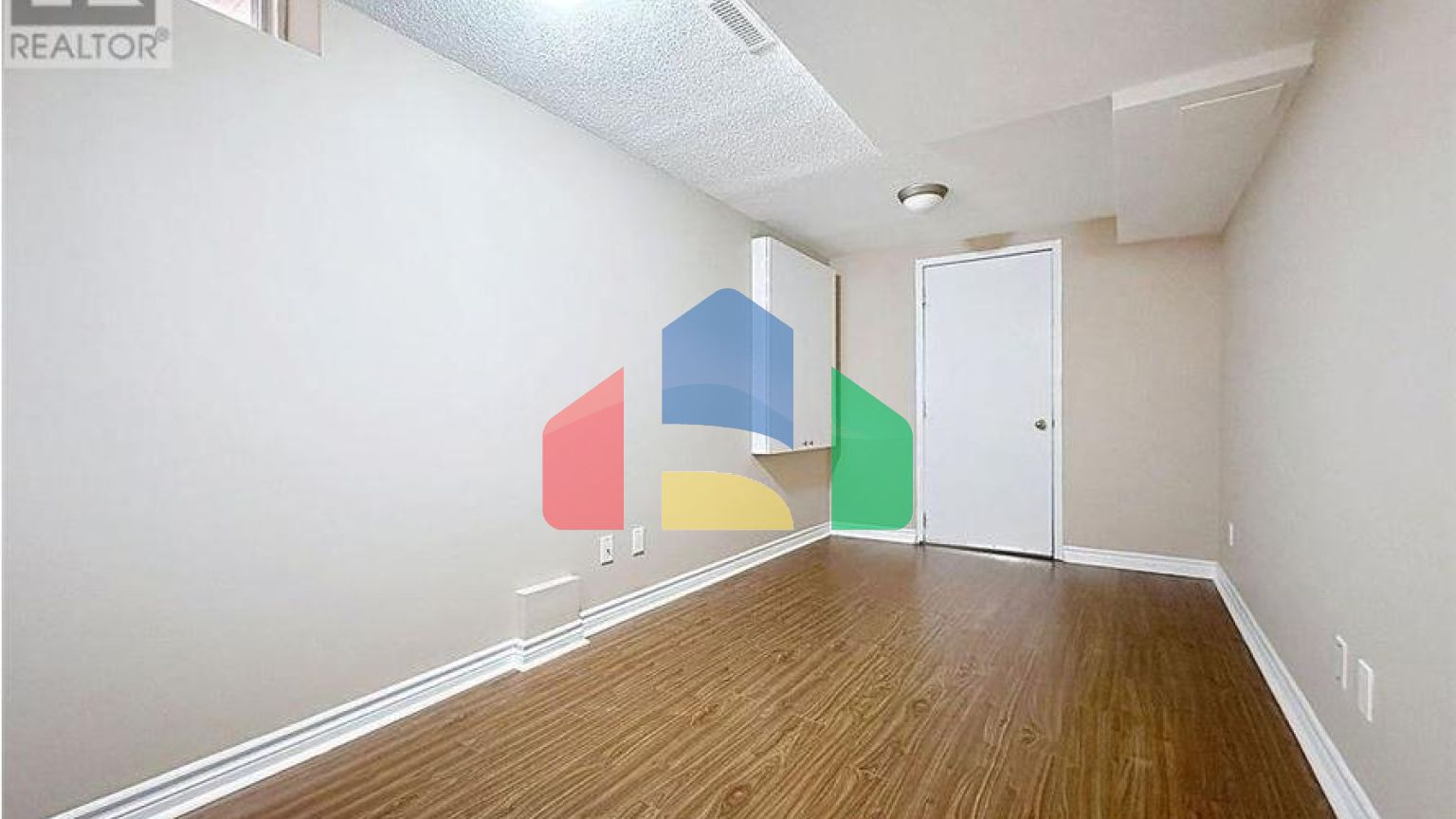 Residential - Single Family Home - Vaughan, Canada - Canada