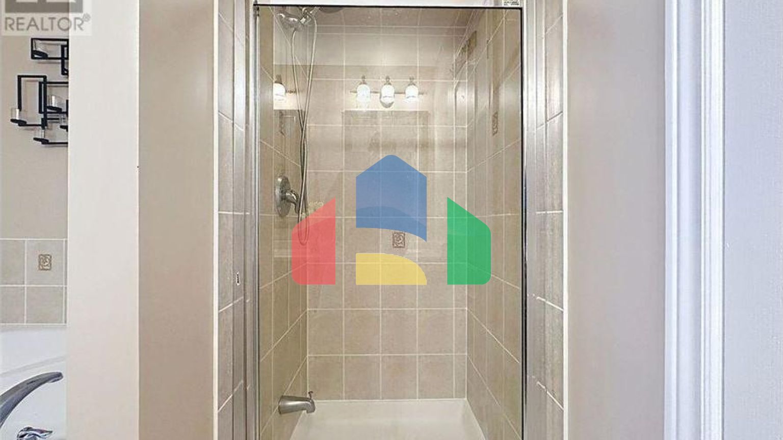 Residential - Single Family Home - Vaughan, Canada - Canada