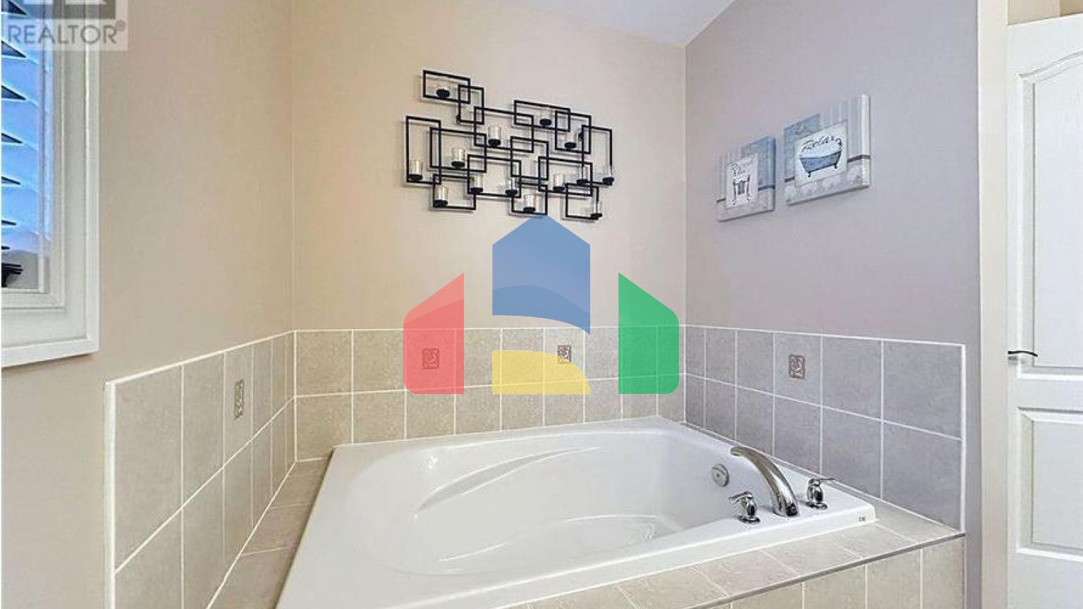 Residential - Single Family Home - Vaughan, Canada - Canada