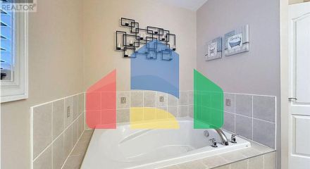 Residential - Single Family Home - Vaughan, Canada - Canada