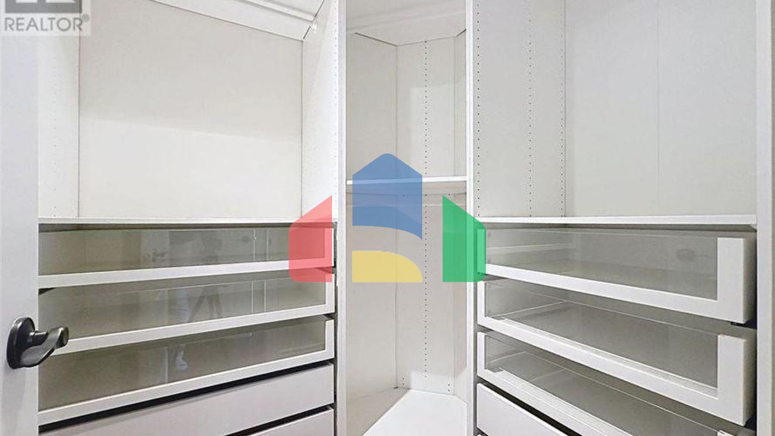 Residential - Single Family Home - Vaughan, Canada - Canada