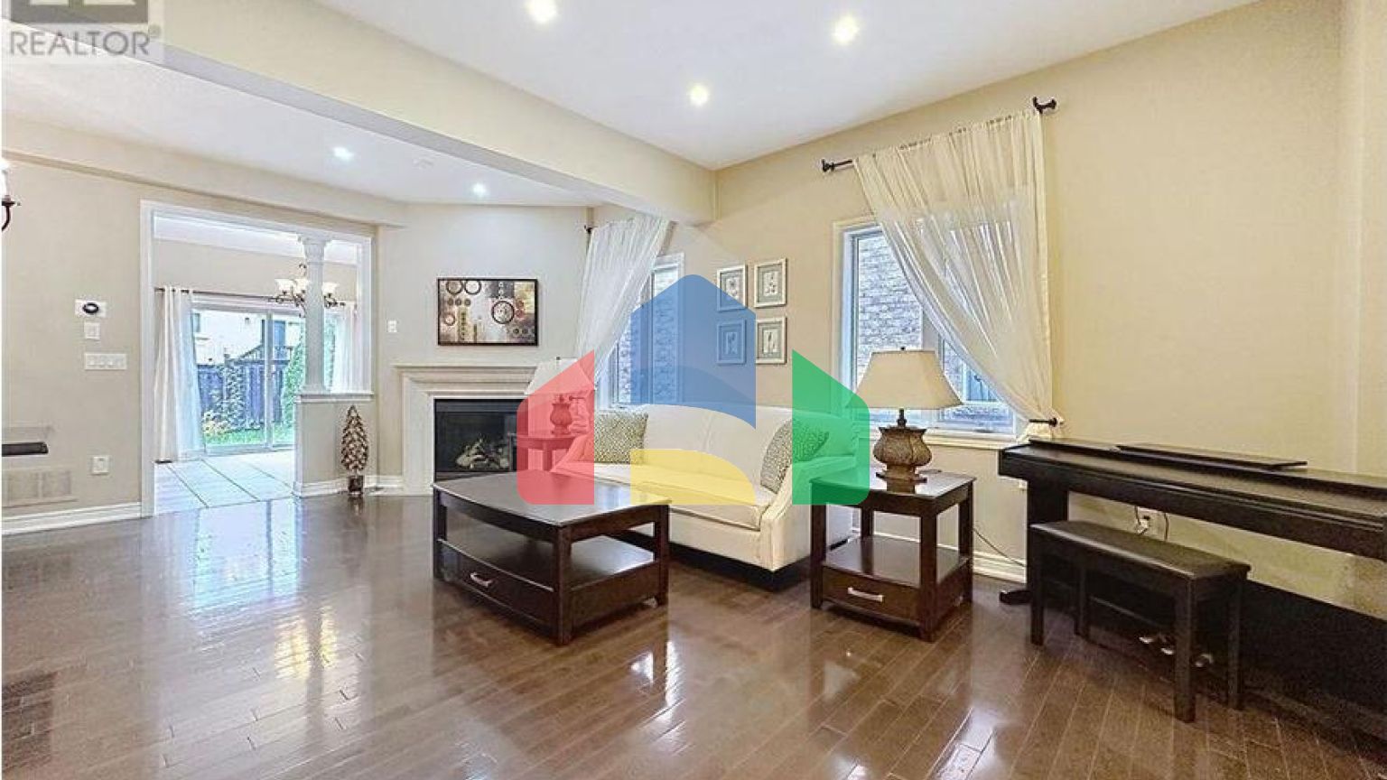 Residential - Single Family Home - Vaughan, Canada - Canada