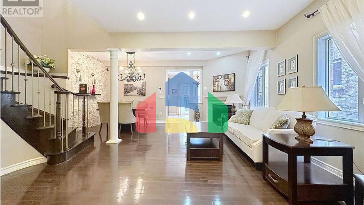 Residential - Single Family Home - Vaughan, Canada - Canada