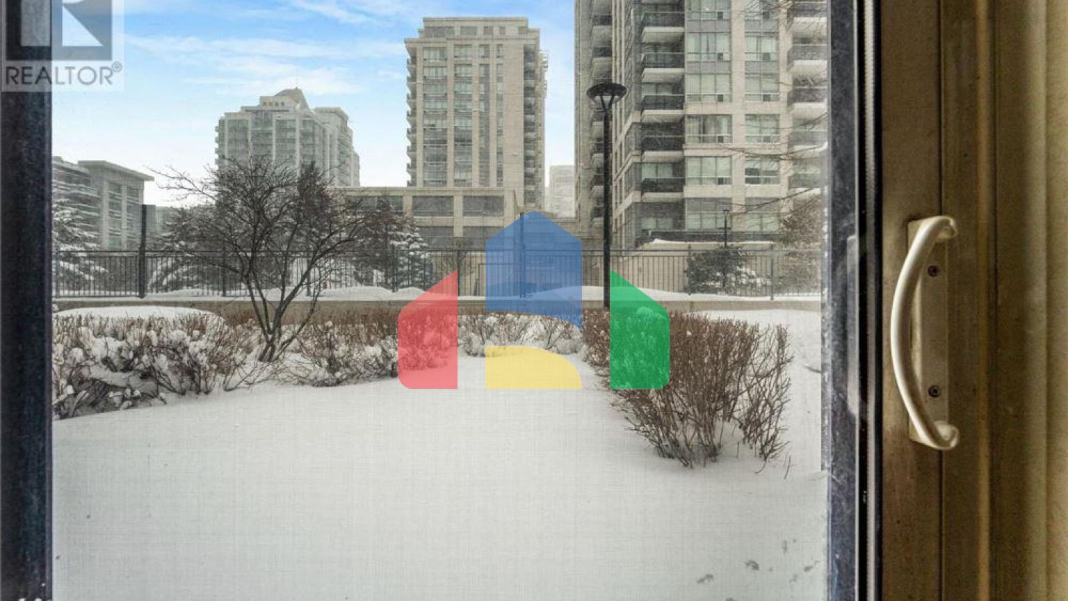 Residential - Condo/Apartment - Vaughan, Canada - Canada