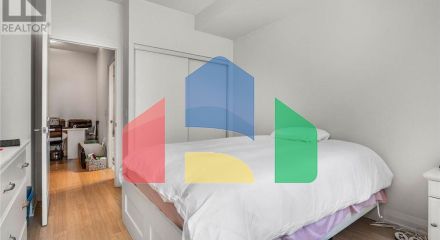 Residential - Condo/Apartment - Vaughan, Canada - Canada