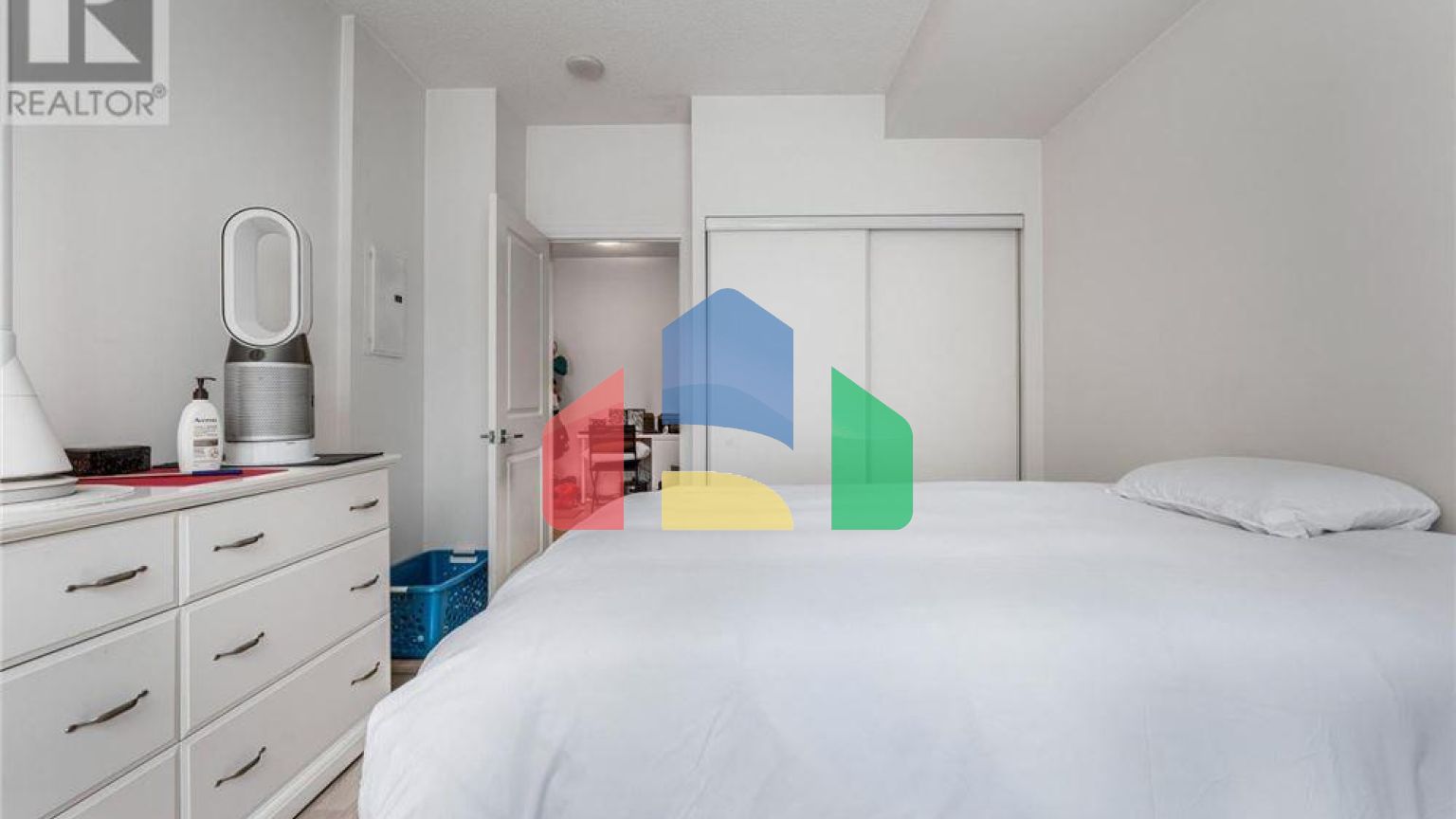 Residential - Condo/Apartment - Vaughan, Canada - Canada