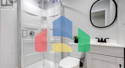 Residential - Single Family Home - Vaughan, Canada - Canada