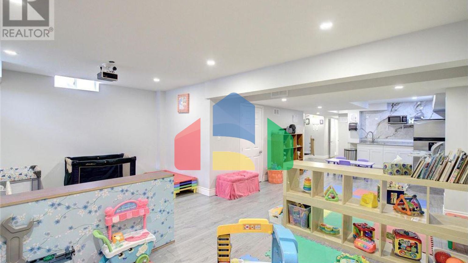 Residential - Single Family Home - Vaughan, Canada - Canada