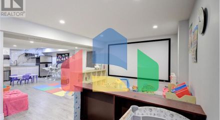 Residential - Single Family Home - Vaughan, Canada - Canada