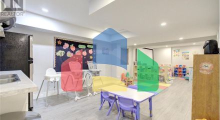 Residential - Single Family Home - Vaughan, Canada - Canada