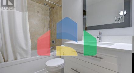 Residential - Single Family Home - Vaughan, Canada - Canada