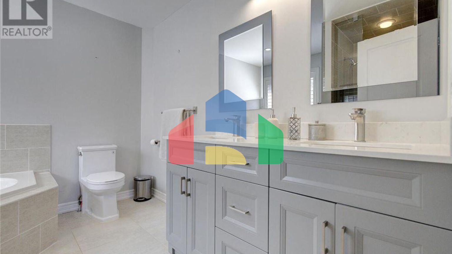 Residential - Single Family Home - Vaughan, Canada - Canada