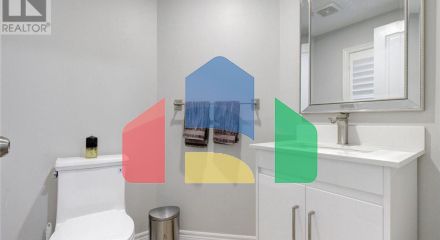 Residential - Single Family Home - Vaughan, Canada - Canada