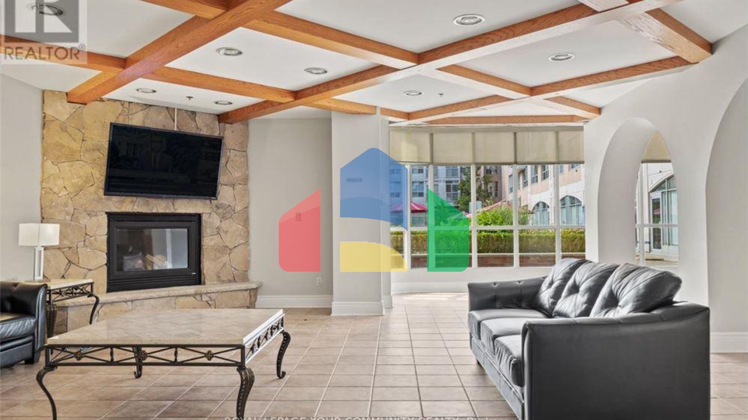 Residential - Condo/Apartment - Vaughan, Canada - Canada