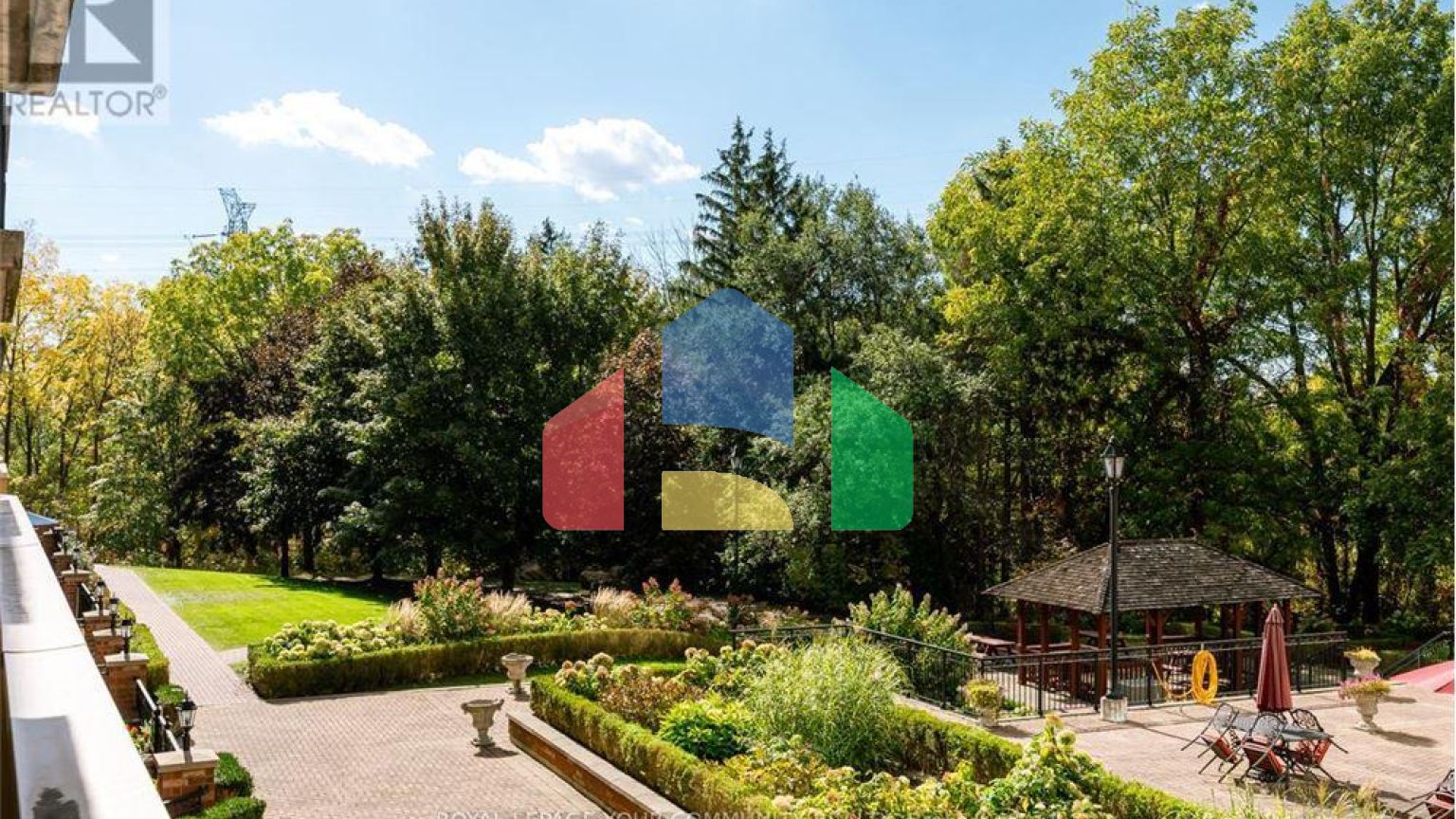 Residential - Condo/Apartment - Vaughan, Canada - Canada