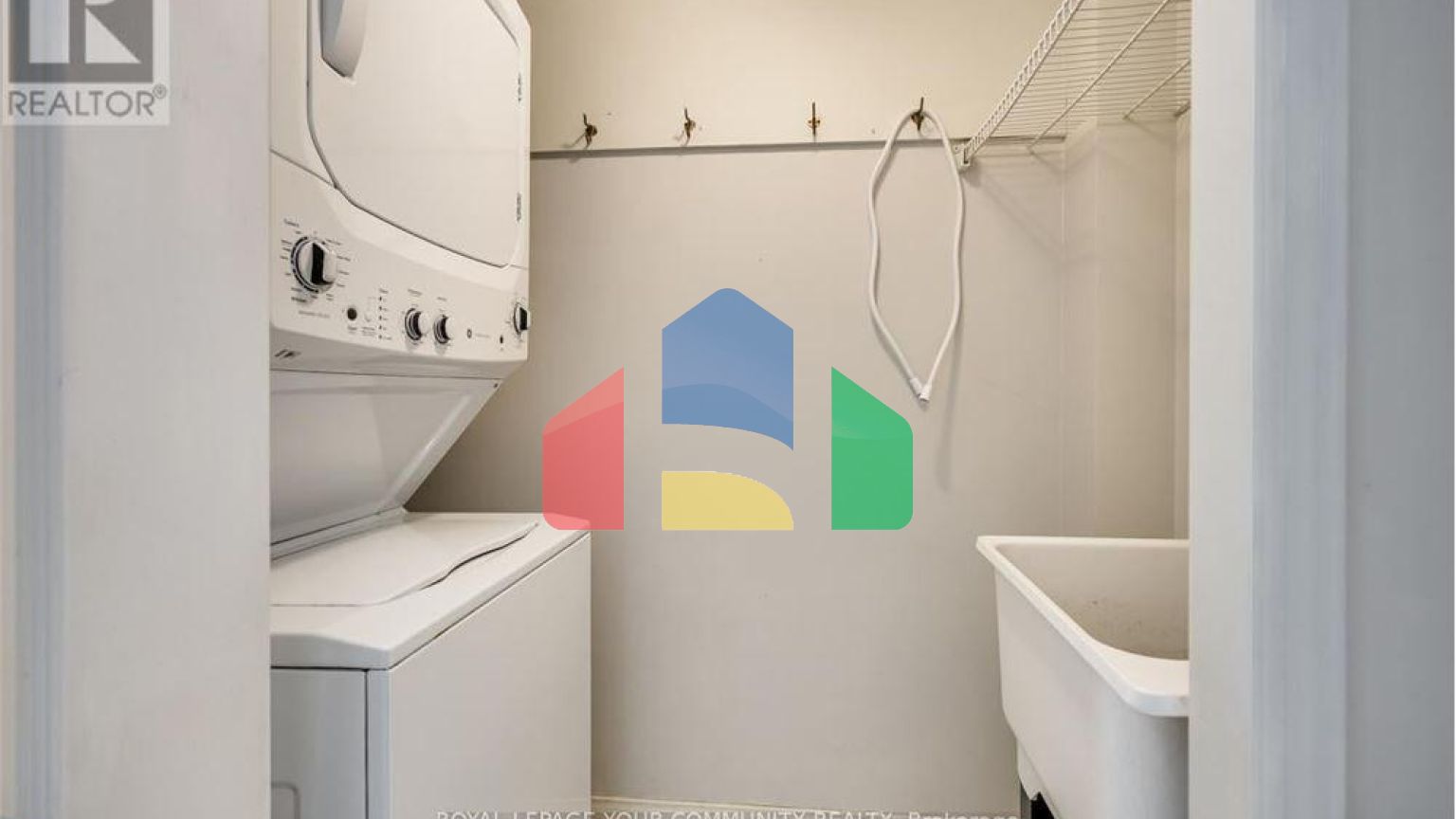 Residential - Condo/Apartment - Vaughan, Canada - Canada