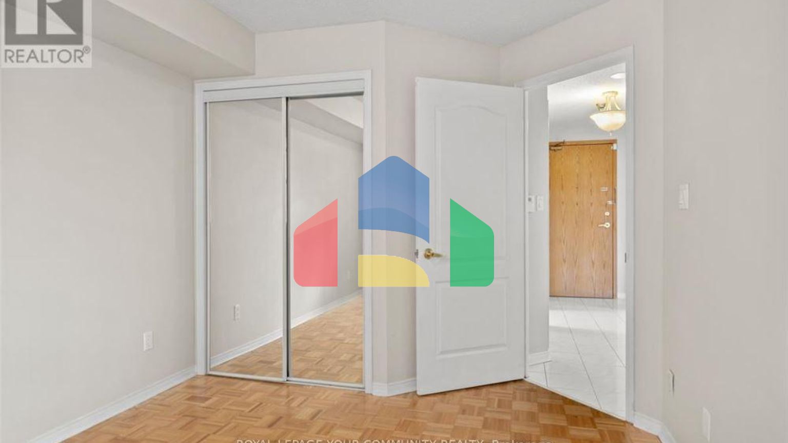 Residential - Condo/Apartment - Vaughan, Canada - Canada