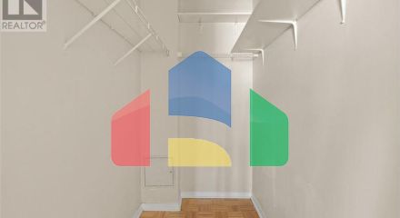 Residential - Condo/Apartment - Vaughan, Canada - Canada