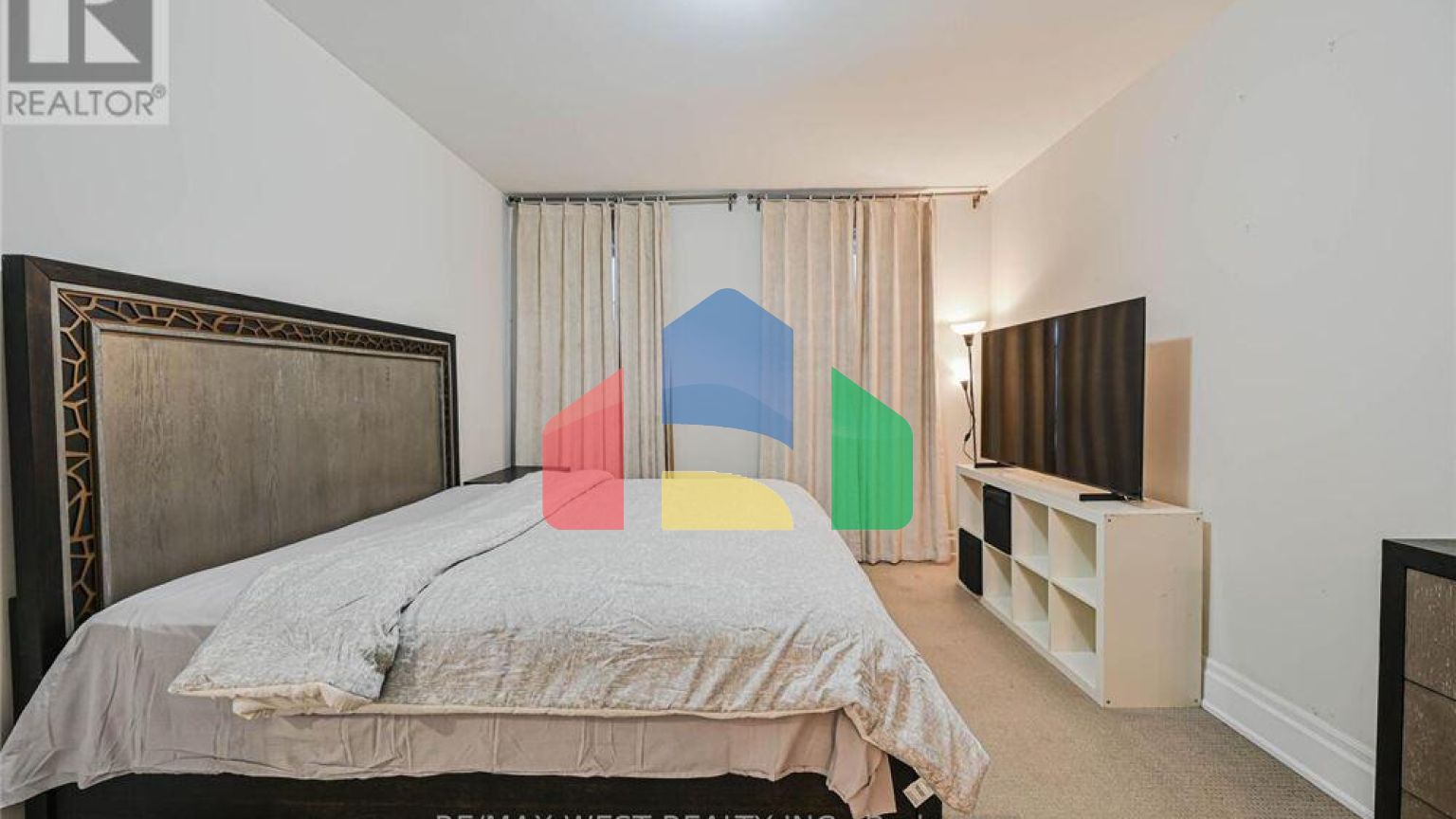 Residential - Single Family Home - Vaughan, Canada - Canada