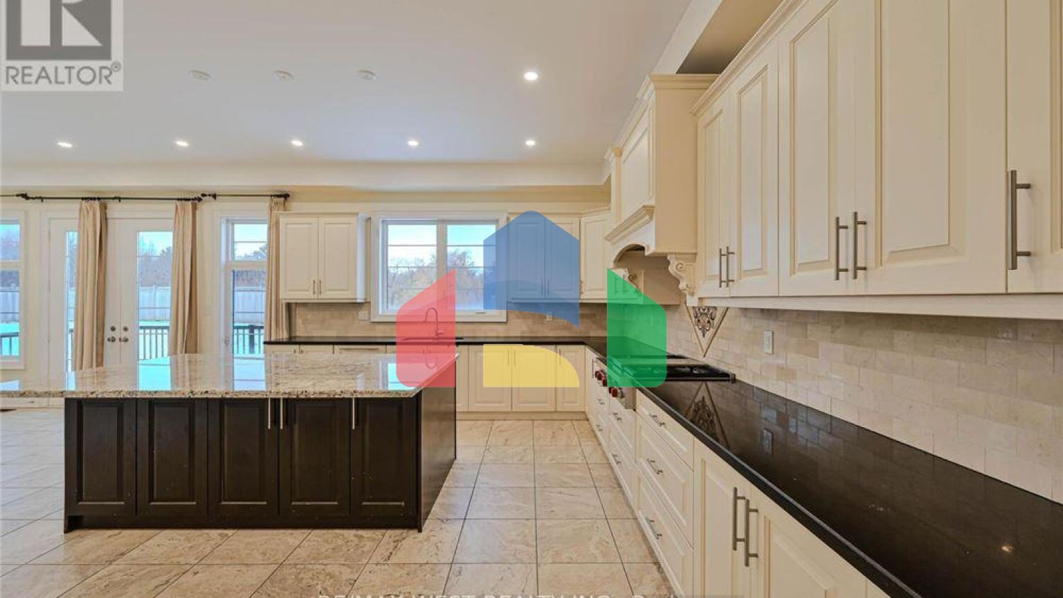 Residential - Single Family Home - Vaughan, Canada - Canada