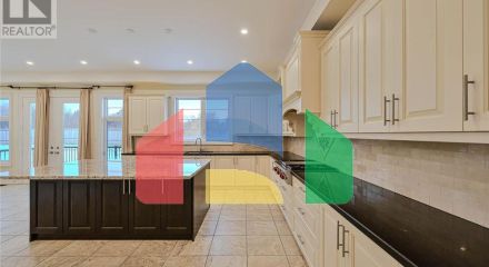 Residential - Single Family Home - Vaughan, Canada - Canada