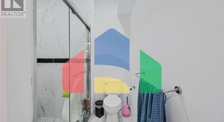 Residential - Single Family Home - Vaughan, Canada - Canada