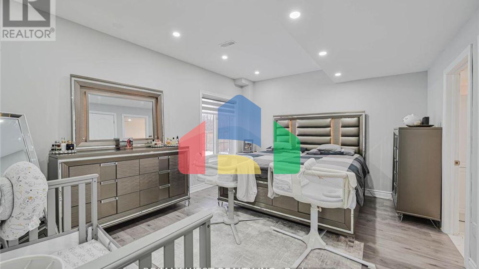 Residential - Single Family Home - Vaughan, Canada - Canada