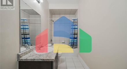 Residential - Single Family Home - Vaughan, Canada - Canada