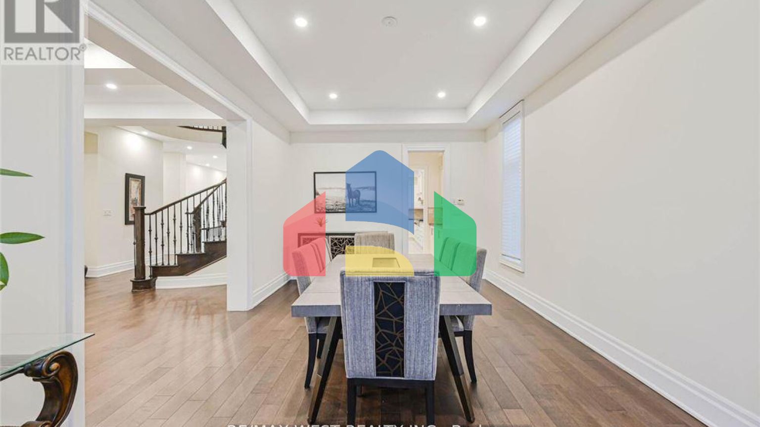 Residential - Single Family Home - Vaughan, Canada - Canada