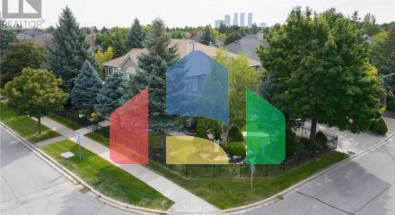 Residential - Single Family Home - Vaughan, Canada - Canada