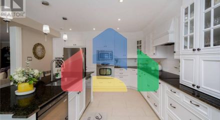 Residential - Single Family Home - Vaughan, Canada - Canada