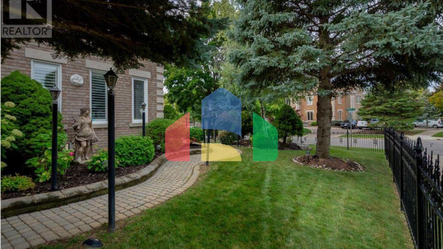 Residential - Single Family Home - Vaughan, Canada - Canada