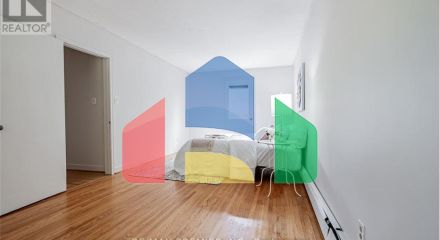 Residential - Single Family Home - Vaughan, Canada - Canada