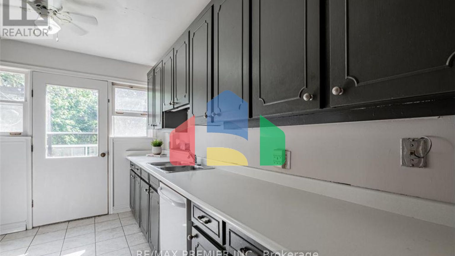 Residential - Single Family Home - Vaughan, Canada - Canada