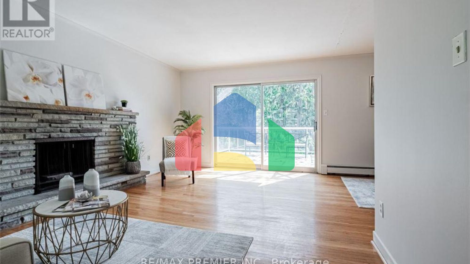 Residential - Single Family Home - Vaughan, Canada - Canada