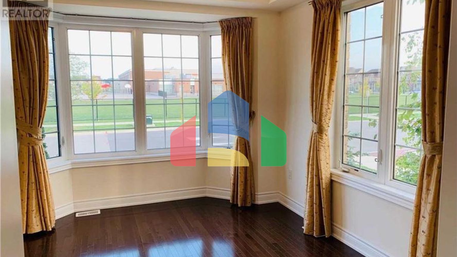 Residential - Single Family Home - Vaughan, Canada - Canada