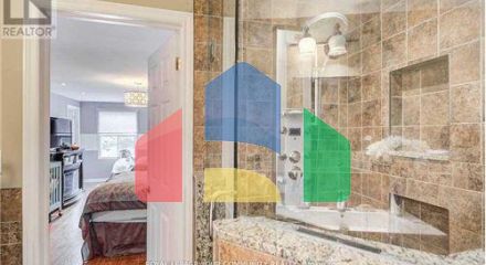 Residential - Single Family Home - Vaughan, Canada - Canada