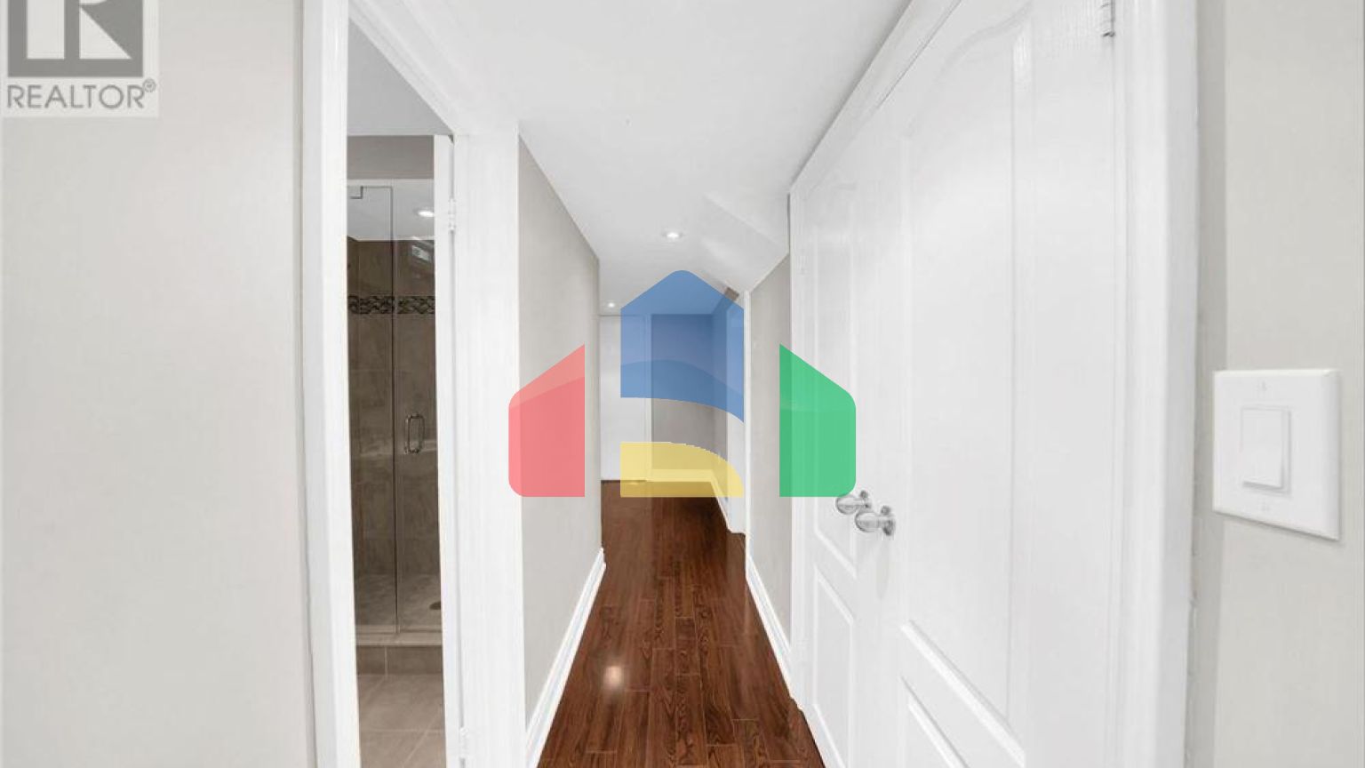 Residential - Single Family Home - Vaughan, Canada - Canada