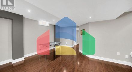 Residential - Single Family Home - Vaughan, Canada - Canada