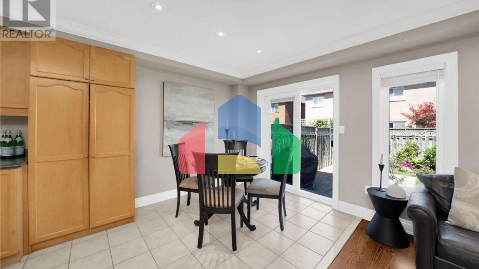 Residential - Single Family Home - Vaughan, Canada - Canada