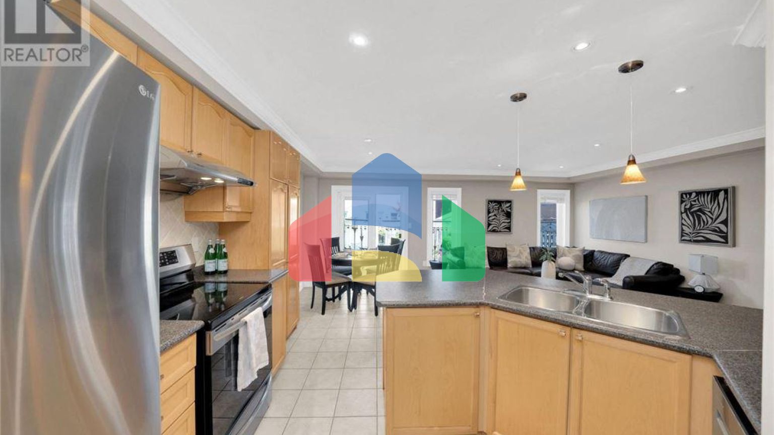 Residential - Single Family Home - Vaughan, Canada - Canada